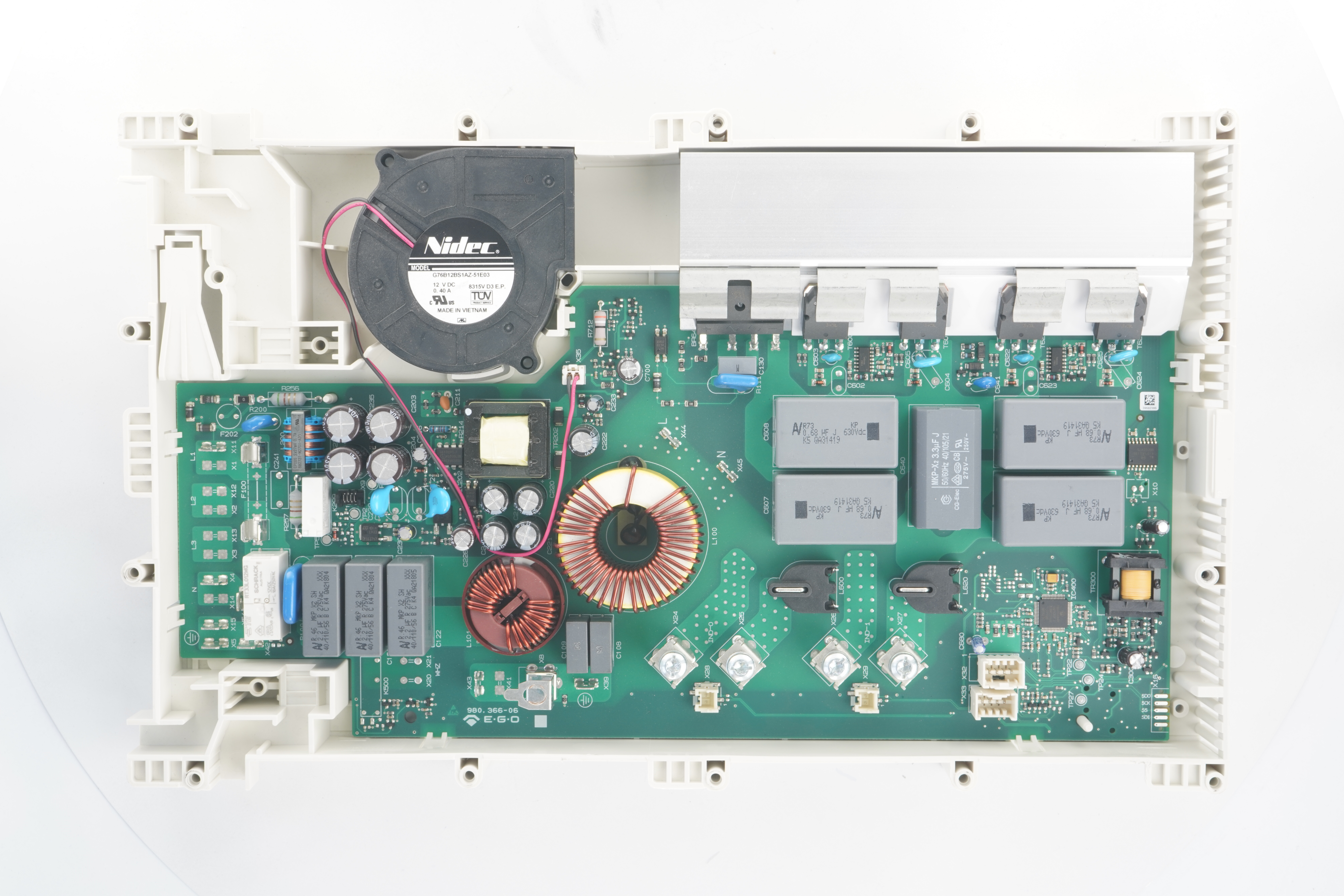 Riparazione elettronica del piano cottura a induzione Miele